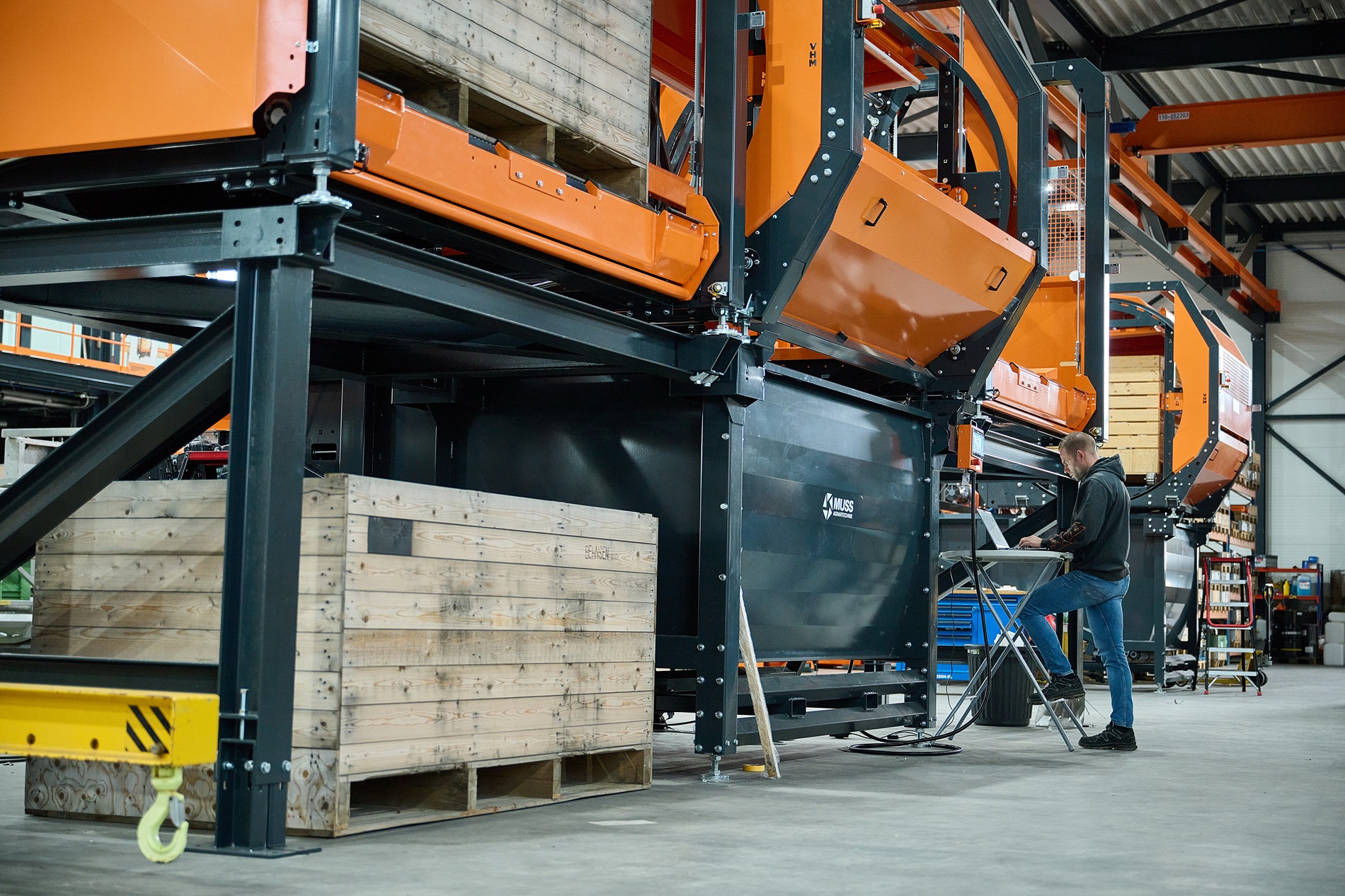 De kracht van VHM ligt in automatische kistenlogistiek